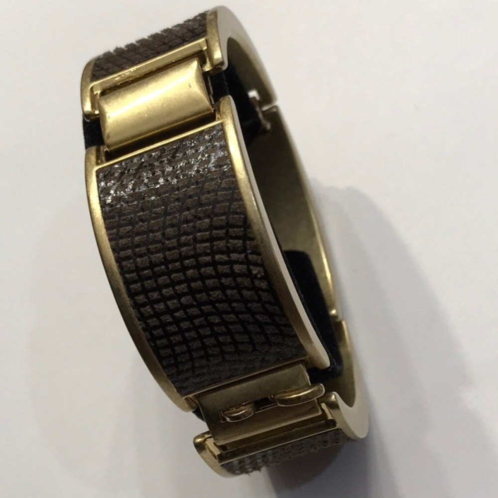 Banana Republic - Jointed Bangle Bracelet